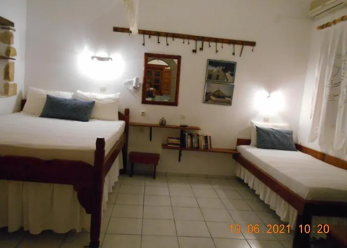 Gasthuis Patmos Mathios Studios- Sapsila