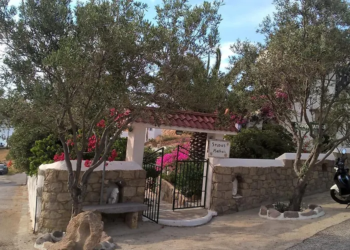 Patmos Mathios Studios- Gasthuis