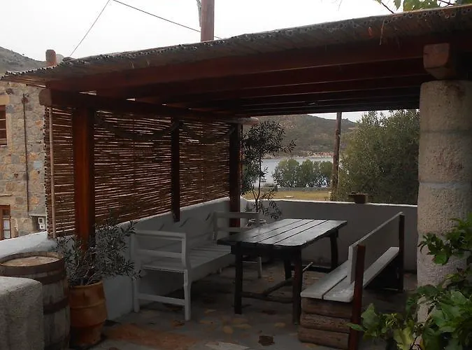 Gasthuis Patmos Mathios Studios- Sapsila