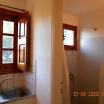 بيت ضيافة Patmos Mathios Studios-