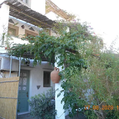 Patmos Mathios Studios- Guest house