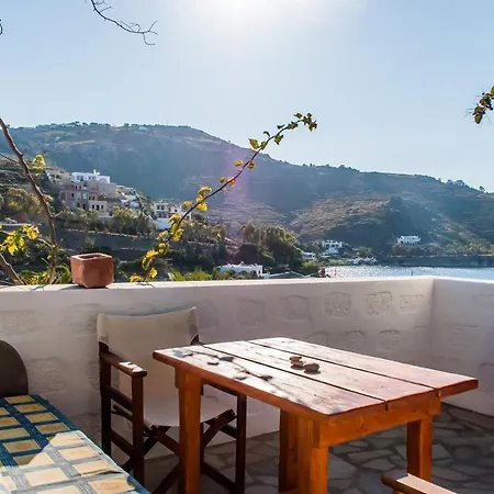 Patmos Mathios Studios- Vendégház Szápszila