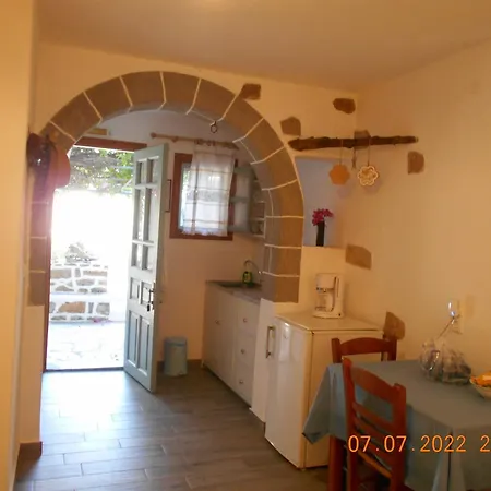 Patmos Mathios Studios- * Σάψιλα
