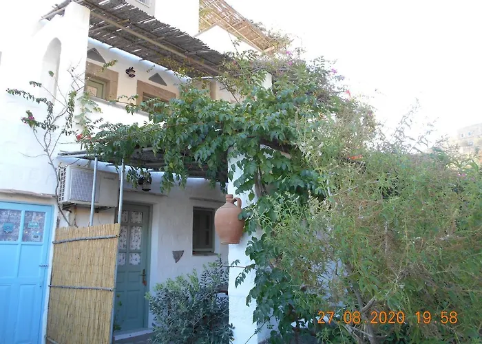 Patmos Mathios Studios- بيت ضيافة