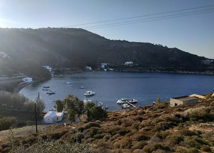 Patmos Mathios Studios- بيت ضيافة Sapsila